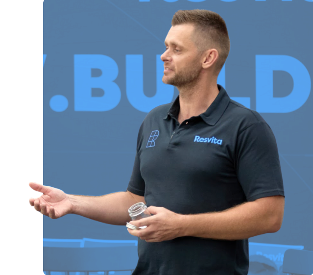 JOSH WALDROM PRESENTING AT A RESVITA LIVE EVEBT - BLUEPRINT TO BRILLIANCE ONE DAY INTENSIVE